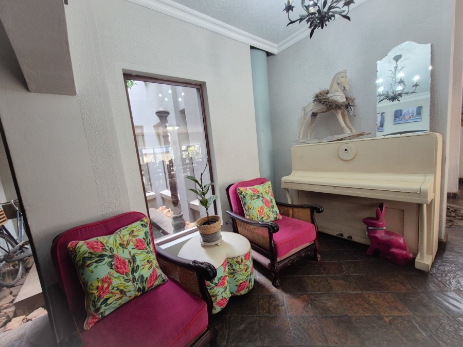 5 Bedroom Property for Sale in Maraldi Estate Free State